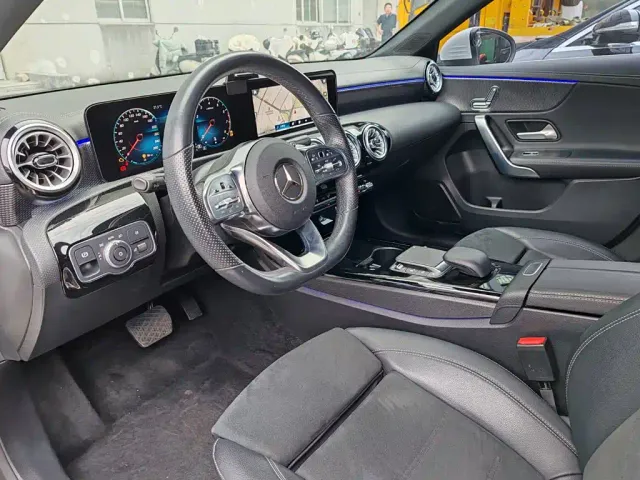 Mercedes-Benz A-Class — Фото автомобиля 15