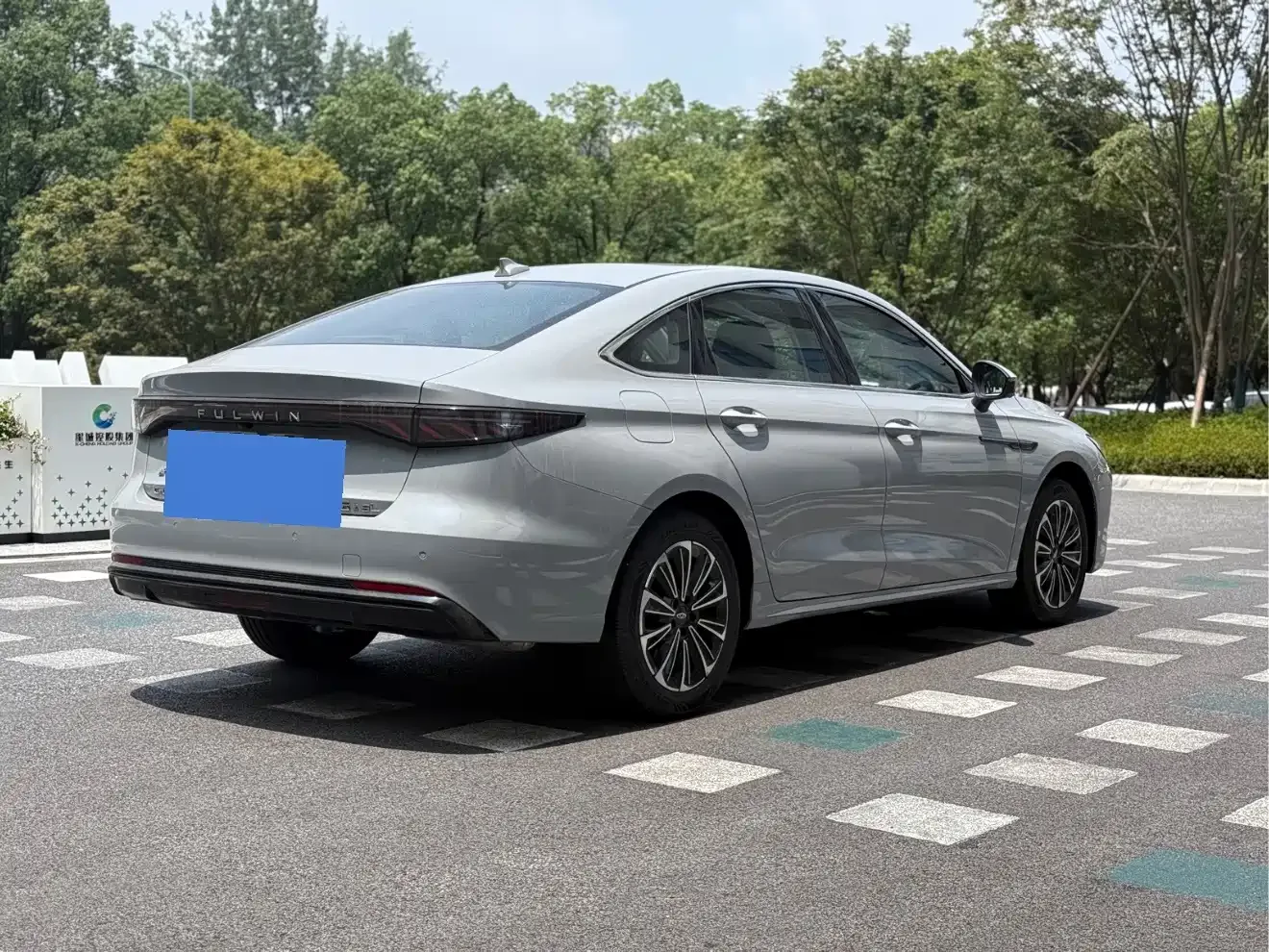 Chery Fengyun Fengyun A8L 2025 1.5TGDI 145km Standard Type — Фото автомобиля 7