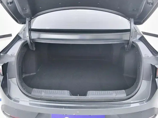 Changan Lamore — Фото автомобиля 4