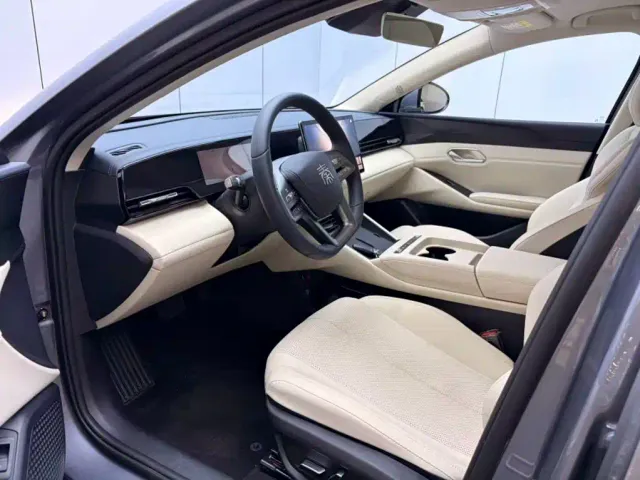 BYD Qin L — Фото автомобиля 8