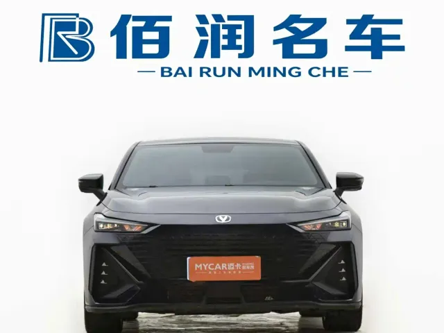 Changan UNI-V — Фото автомобиля 2