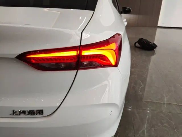 Buick Verano — Фото автомобиля 7