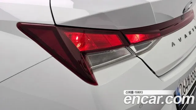 Hyundai Avante CN7 — Фото автомобиля 8