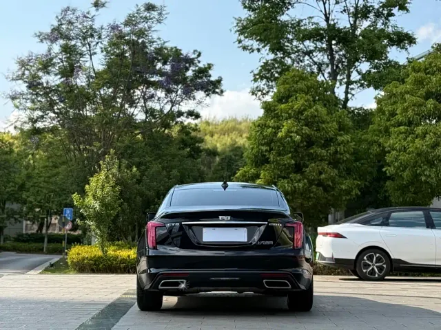 Cadillac CT5 — Фото автомобиля 8