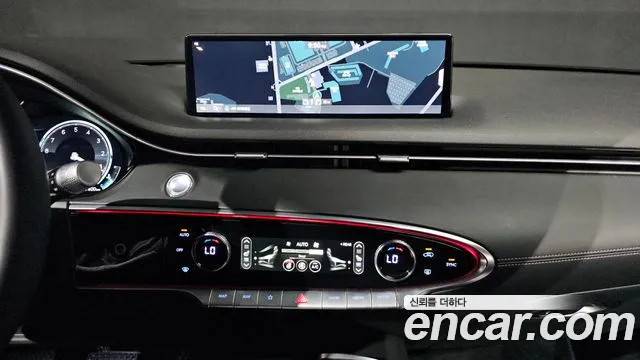 Genesis GV70 2.5T Бензин 2WD — Фото автомобиля 10