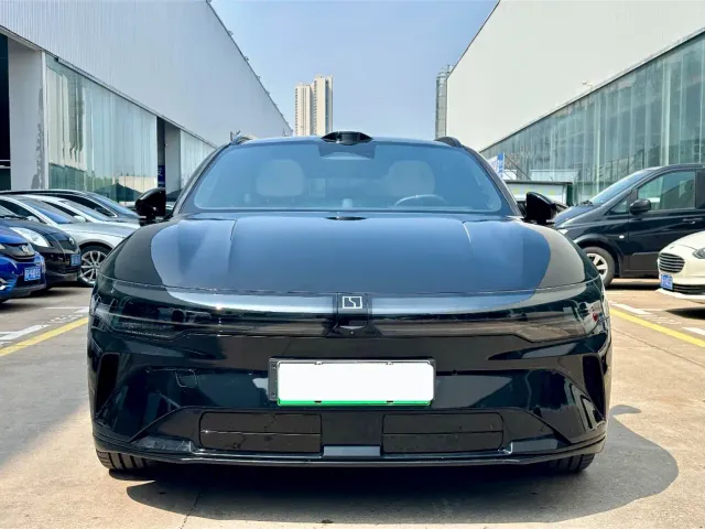 Zeekr 007 GT — Фото автомобиля 2