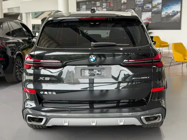 BMW X5 — Фото автомобиля 4
