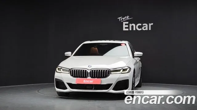 BMW 5 Series G30 — Фото автомобиля 3