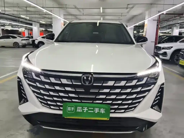 Changan UNI-Z — Фото автомобиля 2