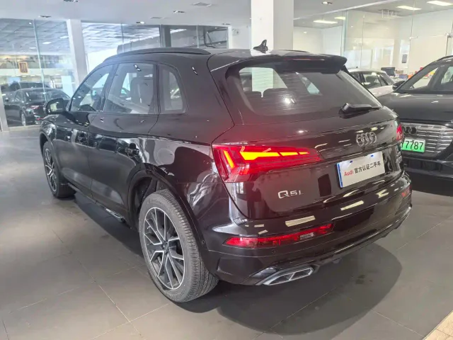 Audi Q5L — Фото автомобиля 4