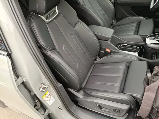 Audi Q4 e-tron — Фото автомобиля 24