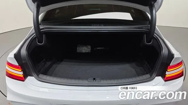 Genesis G80 Бензин 2.5 турбо AWD — Фото автомобиля 27