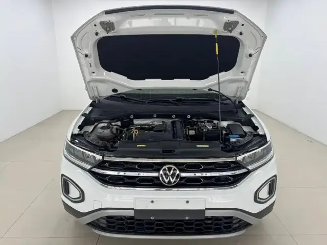 Volkswagen T-Roc — Фото автомобиля 7