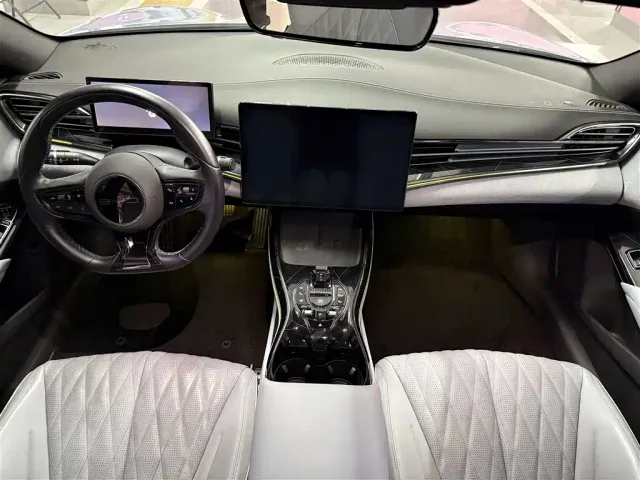 BYD Seal — Фото автомобиля 13