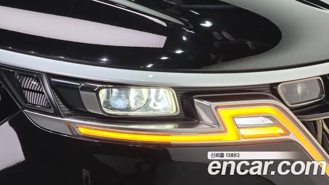 Kia Carnival Generation 4 — Фото автомобиля 7