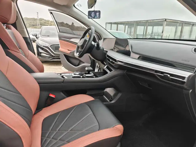 Changan Eado — Фото автомобиля 7