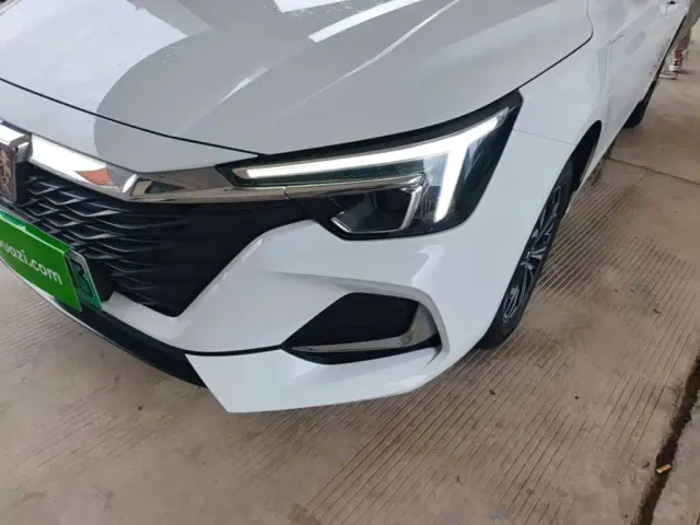 Roewe i6 MAX EV — Фото автомобиля 23