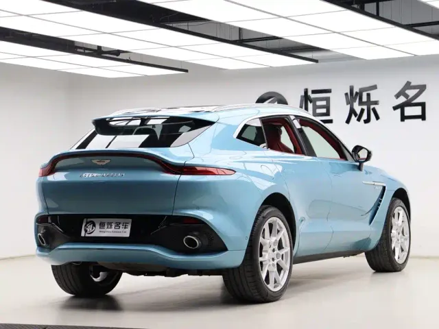 Aston Martin DBX — Фото автомобиля 27
