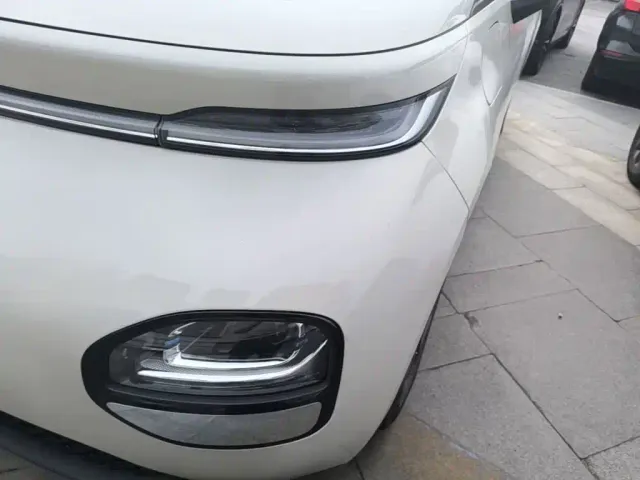 Baojun Cloud — Фото автомобиля 23