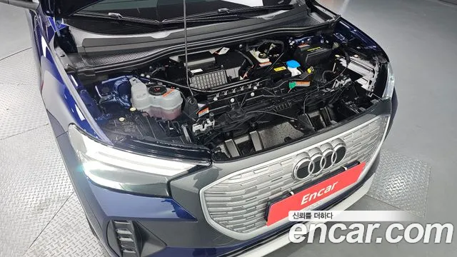 Audi Q4 e-tron F4 — Фото автомобиля 6