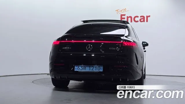 Mercedes-Benz EQS — Фото автомобиля 4