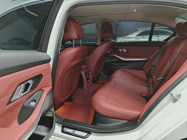 BMW 3 Series — Фото автомобиля 20