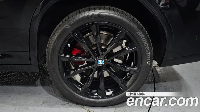 BMW X4 — Фото автомобиля 21