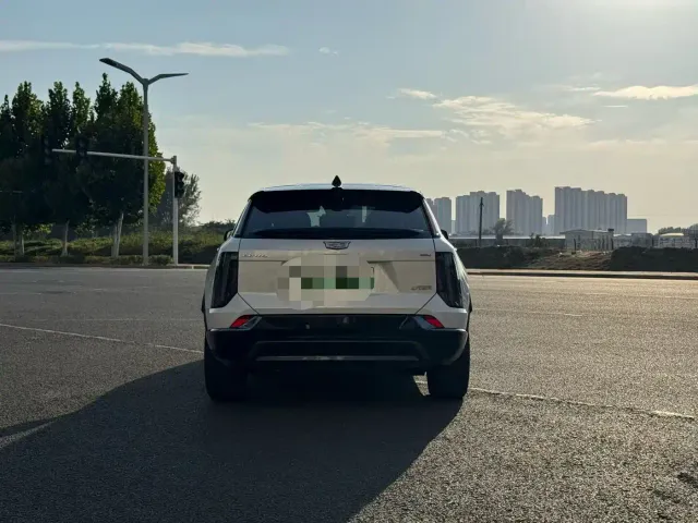 Cadillac Optiq — Фото автомобиля 5