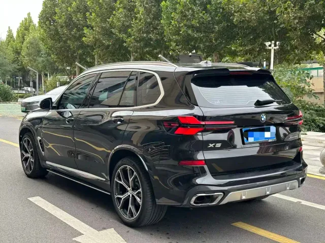 BMW X5 — Фото автомобиля 4
