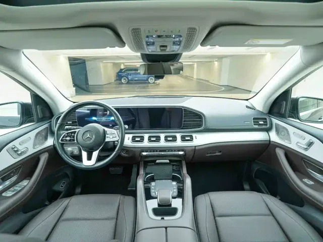 Mercedes-Benz GLE-Class — Фото автомобиля 19