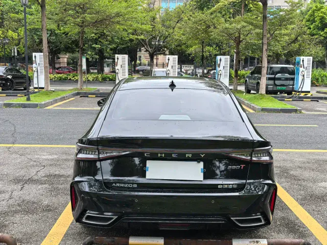 Chery Arrizo 8 — Фото автомобиля 5