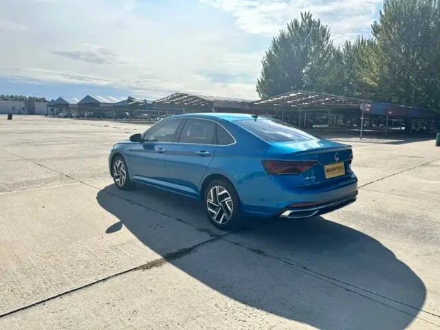 Volkswagen Sagitar — Фото автомобиля 7