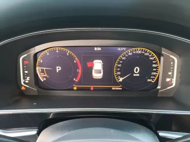 Volkswagen Passat — Фото автомобиля 11
