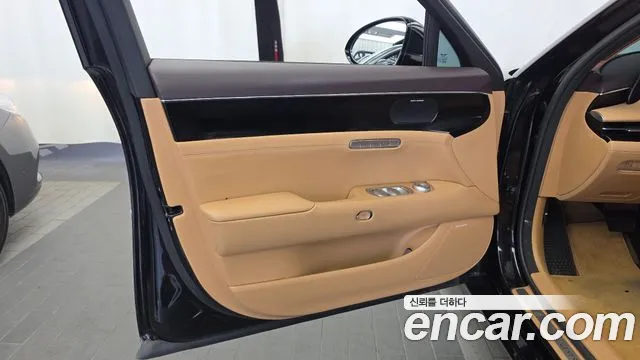 Genesis G90 RS4 — Фото автомобиля 13