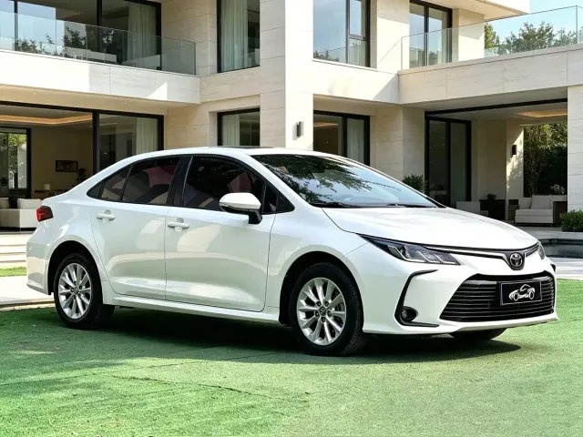 Toyota Corolla — Фото автомобиля 3