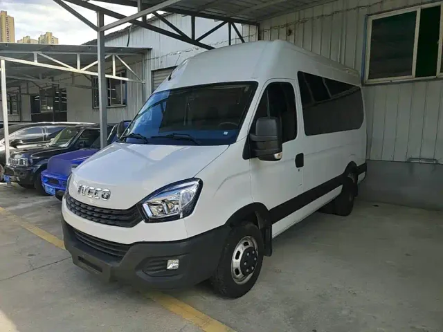 Фотография автомобиля — Iveco Daily