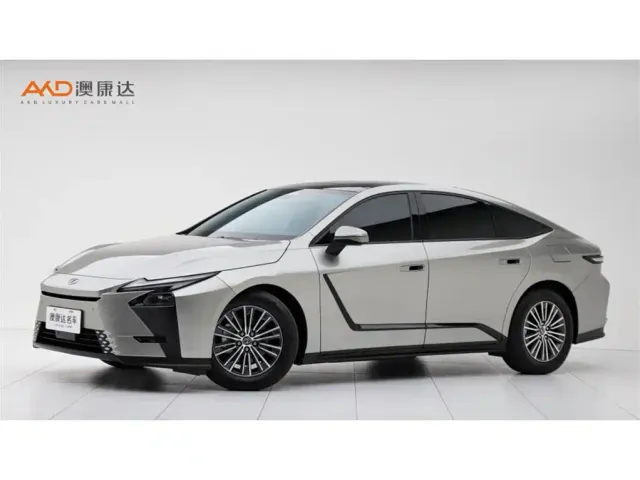 Фотография автомобиля — Lexus ES
