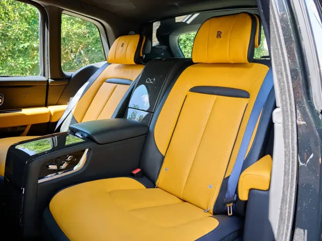 Rolls-Royce Cullinan — Фото автомобиля 15