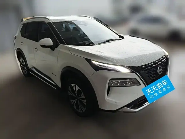 Nissan X-Trail — Фото автомобиля 3