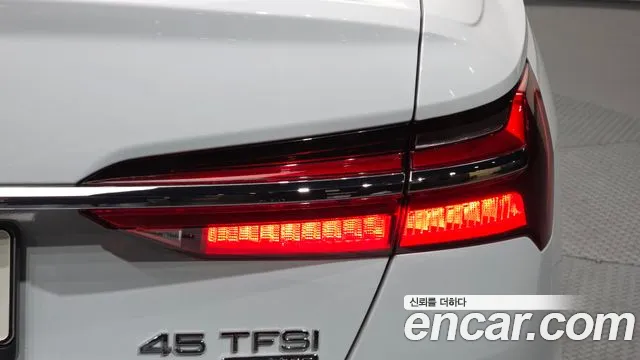 Audi A6 45 TFSI quattro Premium — Фото автомобиля 21
