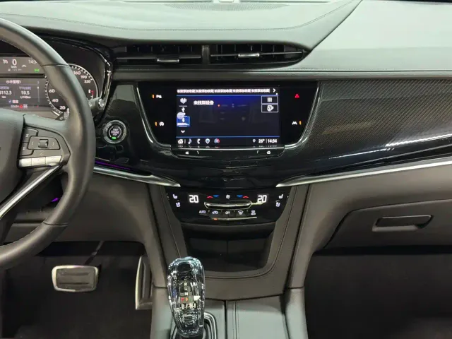 Cadillac XT6 — Фото автомобиля 23