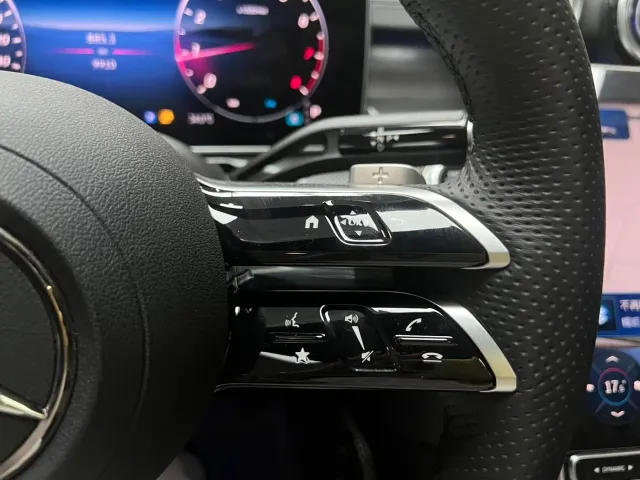 Mercedes-Benz C-Class — Фото автомобиля 15