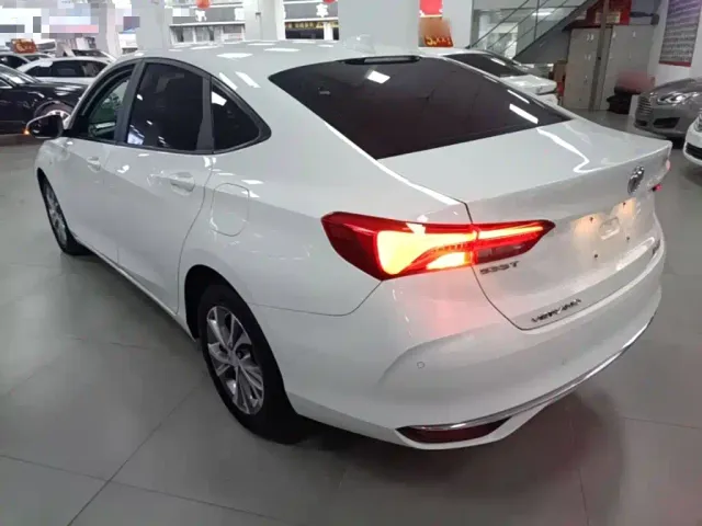 Buick Verano — Фото автомобиля 4