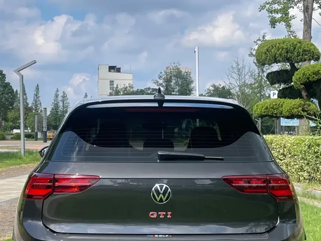 Volkswagen Golf GTI — Фото автомобиля 13