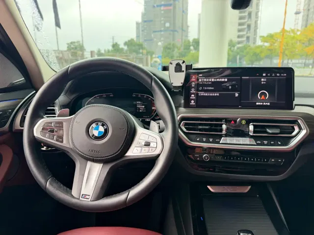 BMW X3 — Фото автомобиля 11