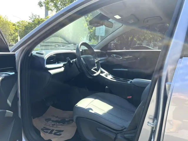 Geely Starry Wish — Фото автомобиля 4