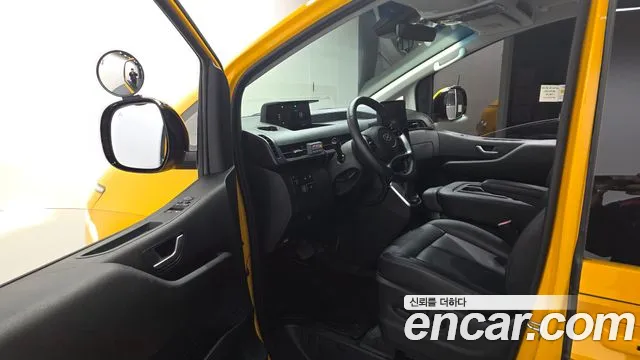 Hyundai Staria Staria L3.5 Школьный автобус — Фото автомобиля 10