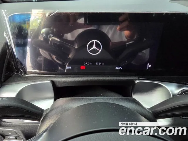Mercedes-Benz GLB-Class — Фото автомобиля 8