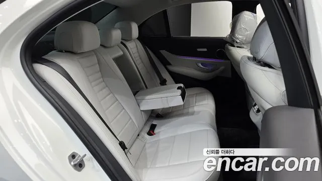 Mercedes-Benz E-Class W213 — Фото автомобиля 17