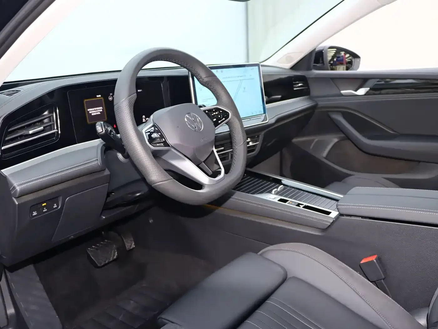 Volkswagen Magotan 2024 380TSI DSG Premium Edition — Фото автомобиля 6